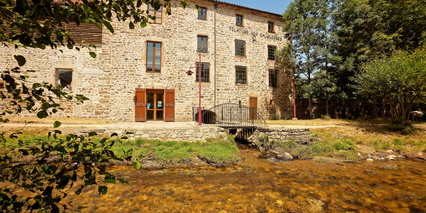 c1de7cd33b7f41d6aa7fd53b360ebe6f