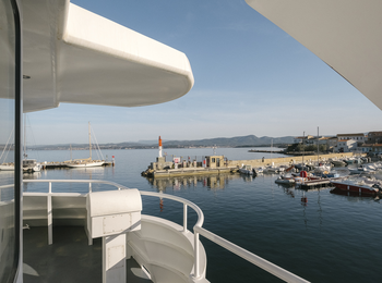 defa53b27e474acc93a8fce8d9c277c6