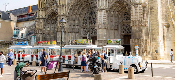 Petit train touristique de Tours