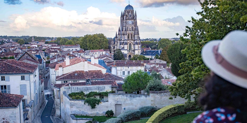 ce49a26f104144d0811448561f08ed8c