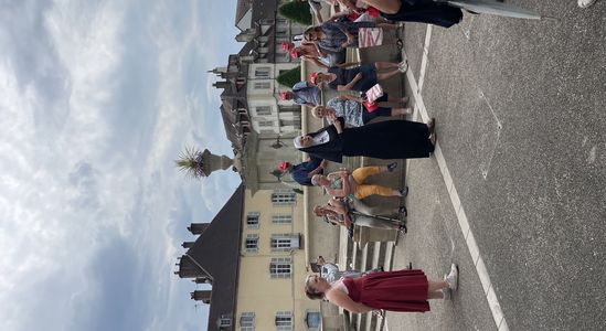 Visit Visite Guidée Théâtralisée du Vieux Lons