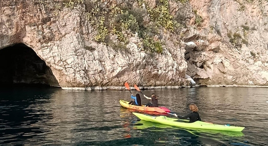 One hour single kayak