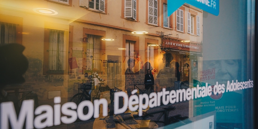 f37d19fd3f7446109fdc13da05eb72c4