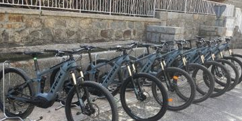 452ec22af6ca4cddad9c0b2cf7022bf1