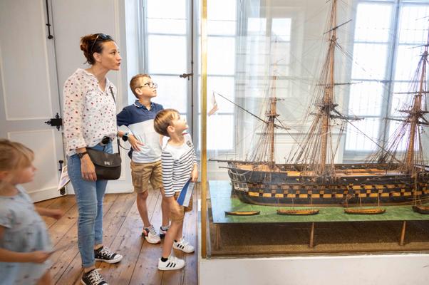 80e239b9afe040efa78bbc739e207ed4