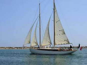 Croisière au soleil couchant - Limnoreia