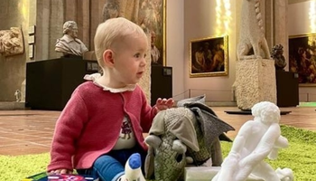 | Bébé ô musée |