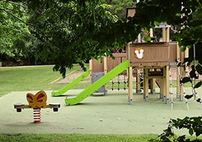| "GOÛTER-JEUX AU PARC" |