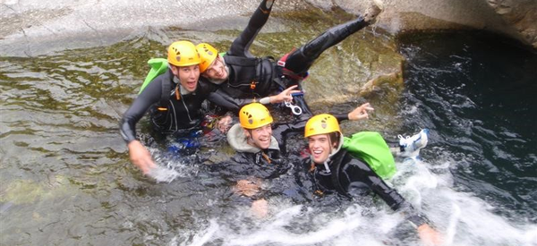 GRANDEUR NATURE : CANYONING