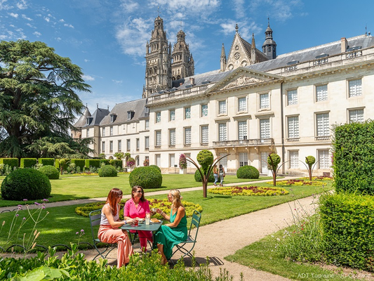 Museum of fine Arts and its garden