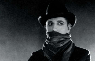 | Les cheveux d'or (The Lodger) |