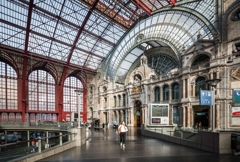 Visit Antwerpen  - Visitor Center Centraal Station