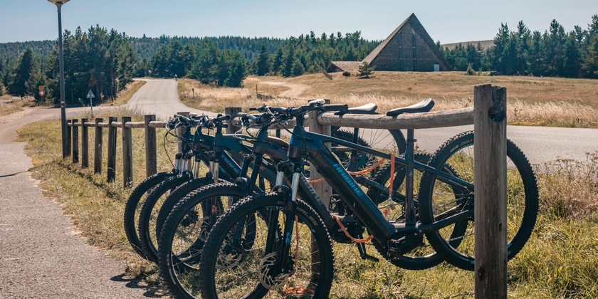 14a8960f45a44877b9e26cc54c9e7f9a