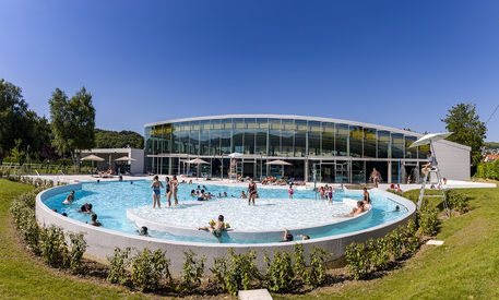 Accès au complexe aquatique