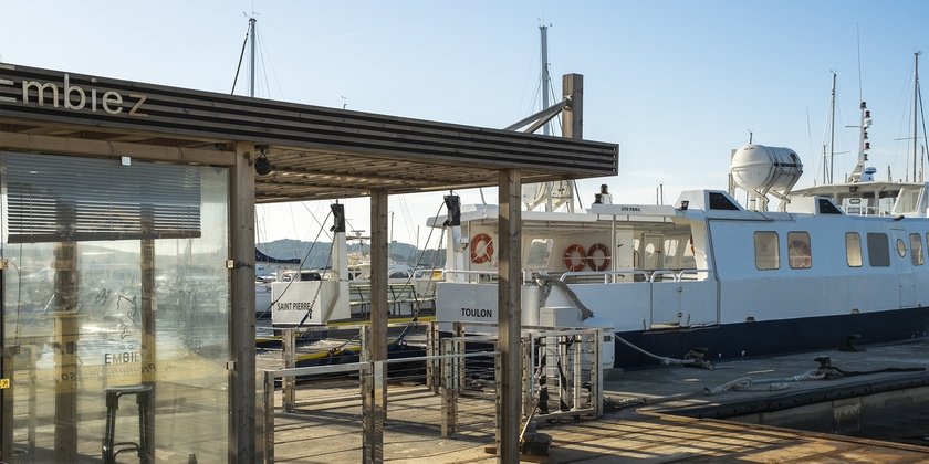 5821717f522c403eb7bce51c970c3398