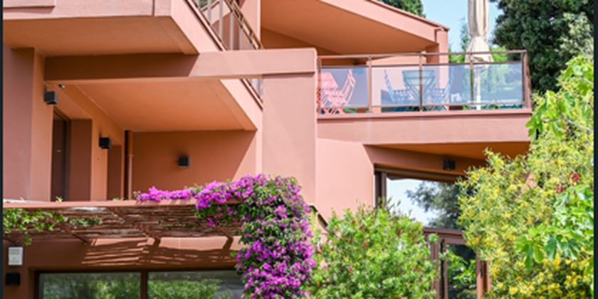 08f4acdb8da741d7956aa9f0cd2c4c86