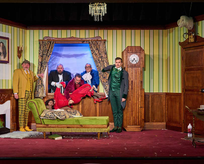 LES FAUX BRITISH