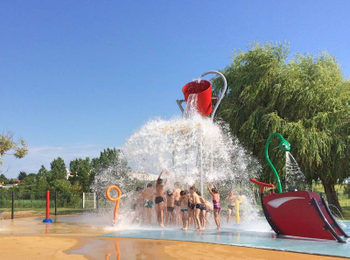 d0f82219431a43749842866596ff9bfc