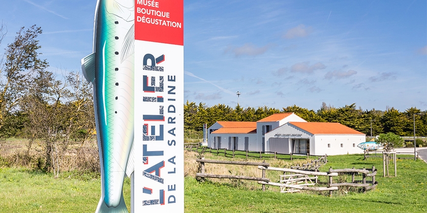 824a735f2bb441e283cec531c51abd21