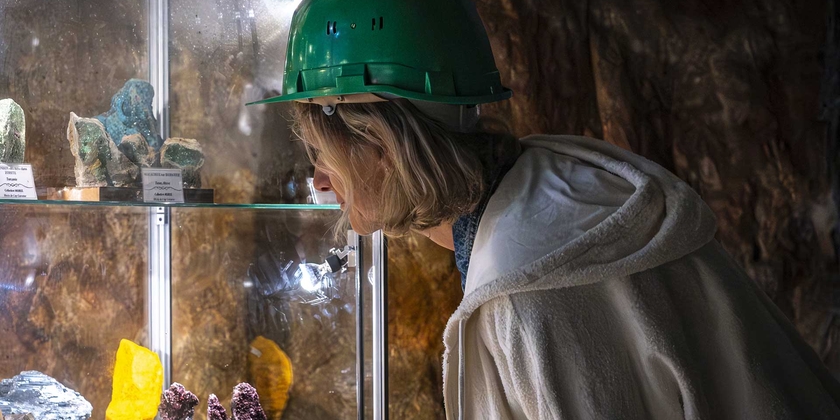 cf77a27a5f574f498ad7af3cddfc017a