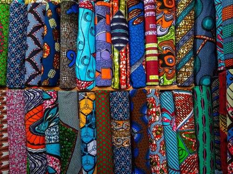 | Vernissage Éclats d'Afrique : Quand le tissu raconte une histoire |
