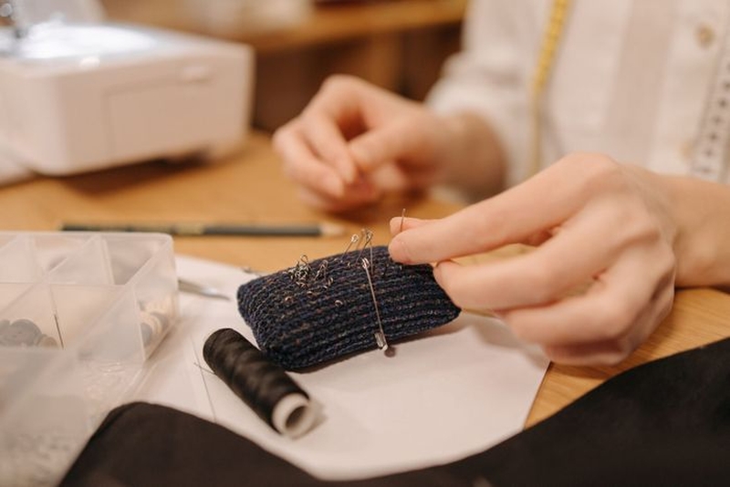 | Atelier : de fil en aiguille |