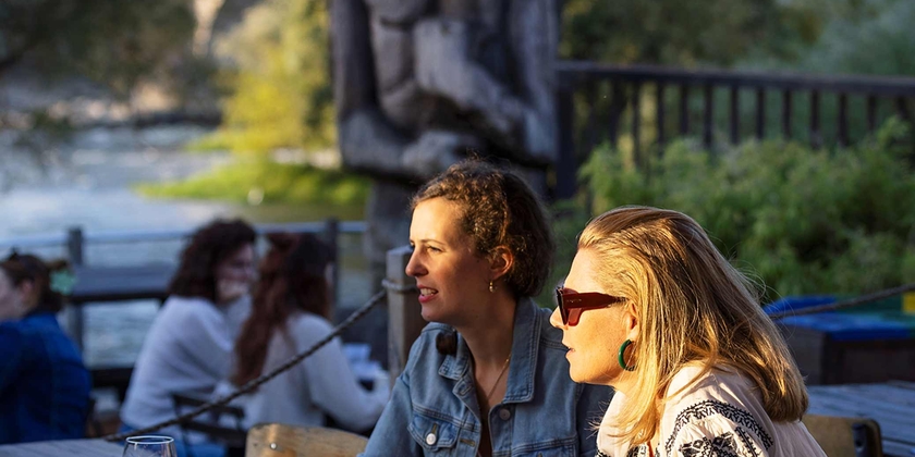 21832bb4783a4a0d9b29d94efa4135f1