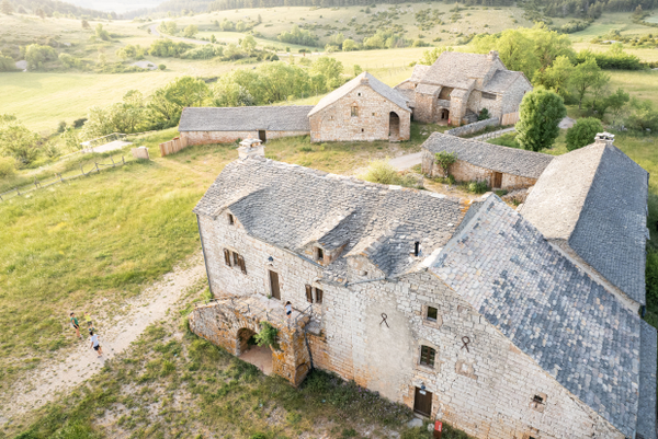 5270f2b9203a40acadb79bbd38da5df1