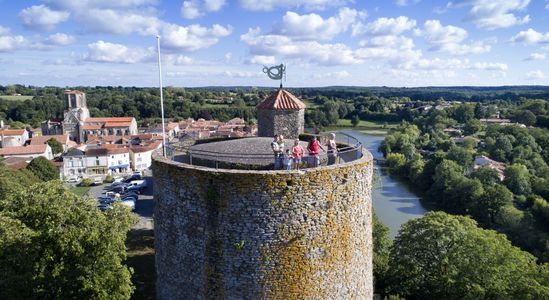 Visite de la Tour Mélusine