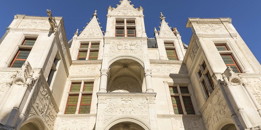 426655f47aca446fa342a8194a713f04