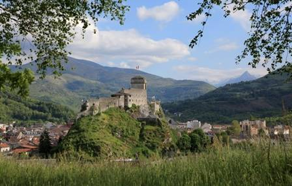 Château-Fort et son musée Pyrénéen