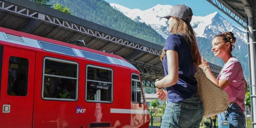 1f45bf5f3b204ab9b4ddbee9515214d7