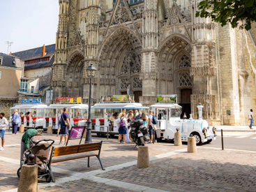 Petit train touristique de Tours
