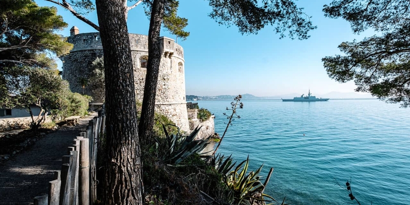 16d79b49474b40f2bf18f76727375010