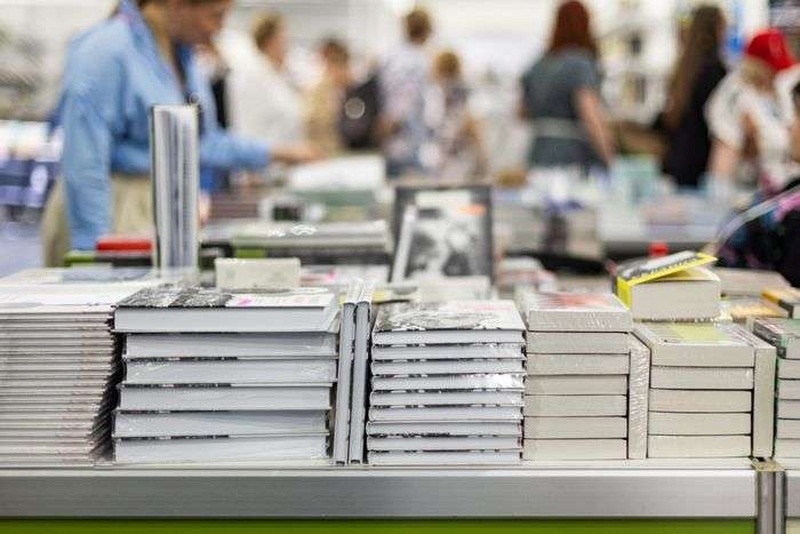 | Salon du livre de Cugnaux "Des Livres &amp; Vous !" |