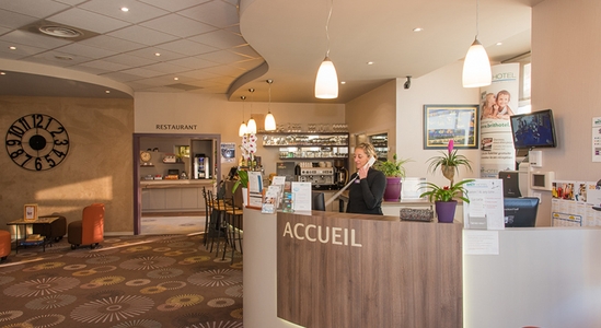 Déjeuner à emporter sur réservation au Brit Hotel Tours Sud 