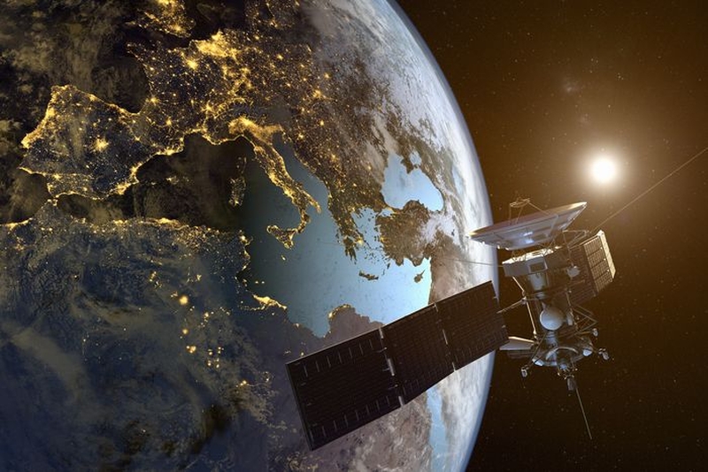 | Café des solutions "Au chevet de la terre depuis le ciel" |