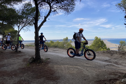 Randonnée de la Falaise à Leucate en trottinette électrique