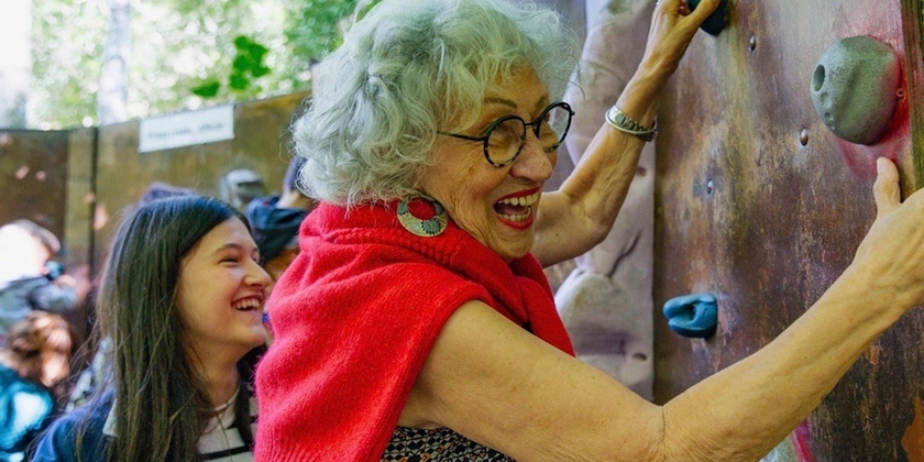 8f50489bf54a4c9dab21aee6db331643