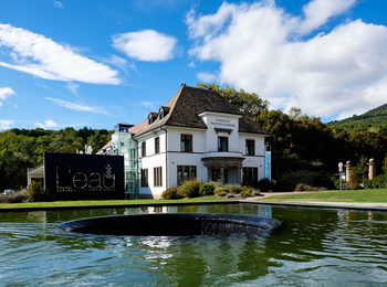 9f63ba1b7eff48bbbe79365cadcf9f37