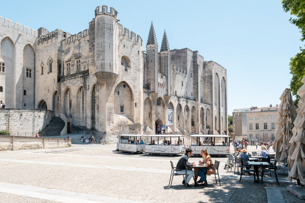 d85dcdc0a717446092fb431aaa937005