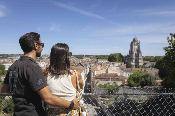 037b85603ece4255941520f9c340f385