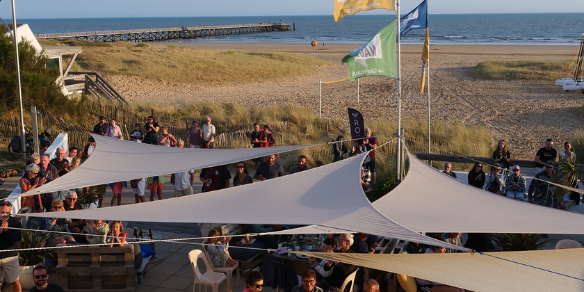 Surf, paddle and sand yacht -20% off
