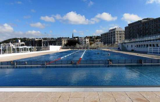 Piscine du Club Nautique Havrais / 클럽 노티크 하브레이스 수영장