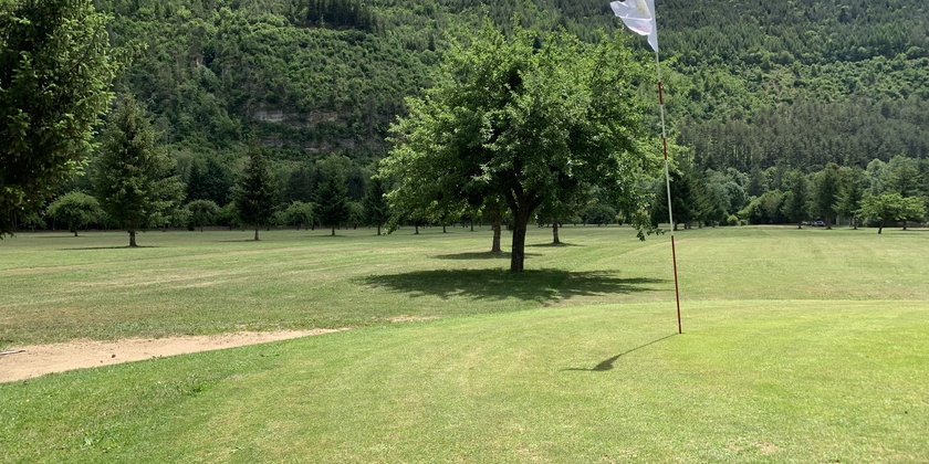 b8125f52bbae401d82081f6924165591