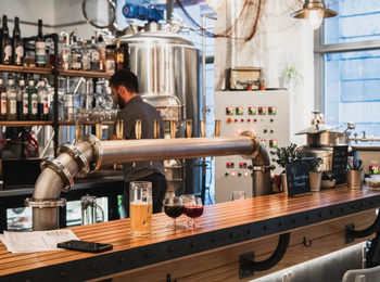 1eb6302c5ec946619f1b457008041aaf