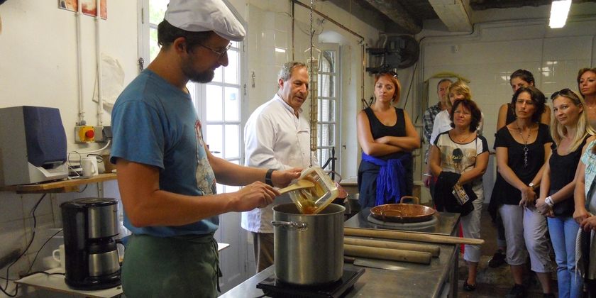 2db7b64269ee4abf9521a7bc88d4eff6