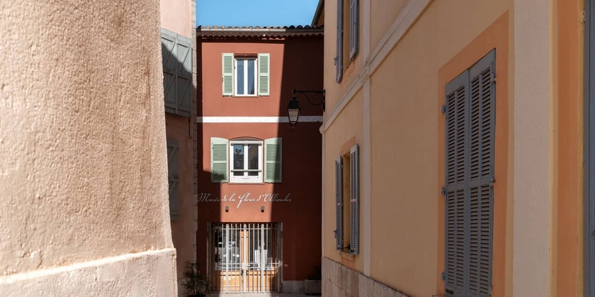 f30b16adb90c47cca9dfd4513559babe