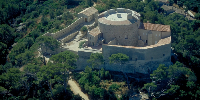 7d5651416c1549648c9681e1710abd21