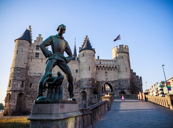 Visit Antwerpen  - Visitor Center Het Steen